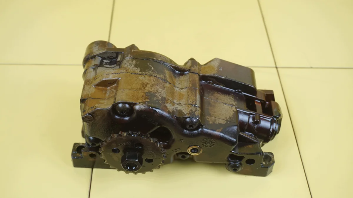 Pompe à huile BMW E87 E90 E46 1.6 116i image 3