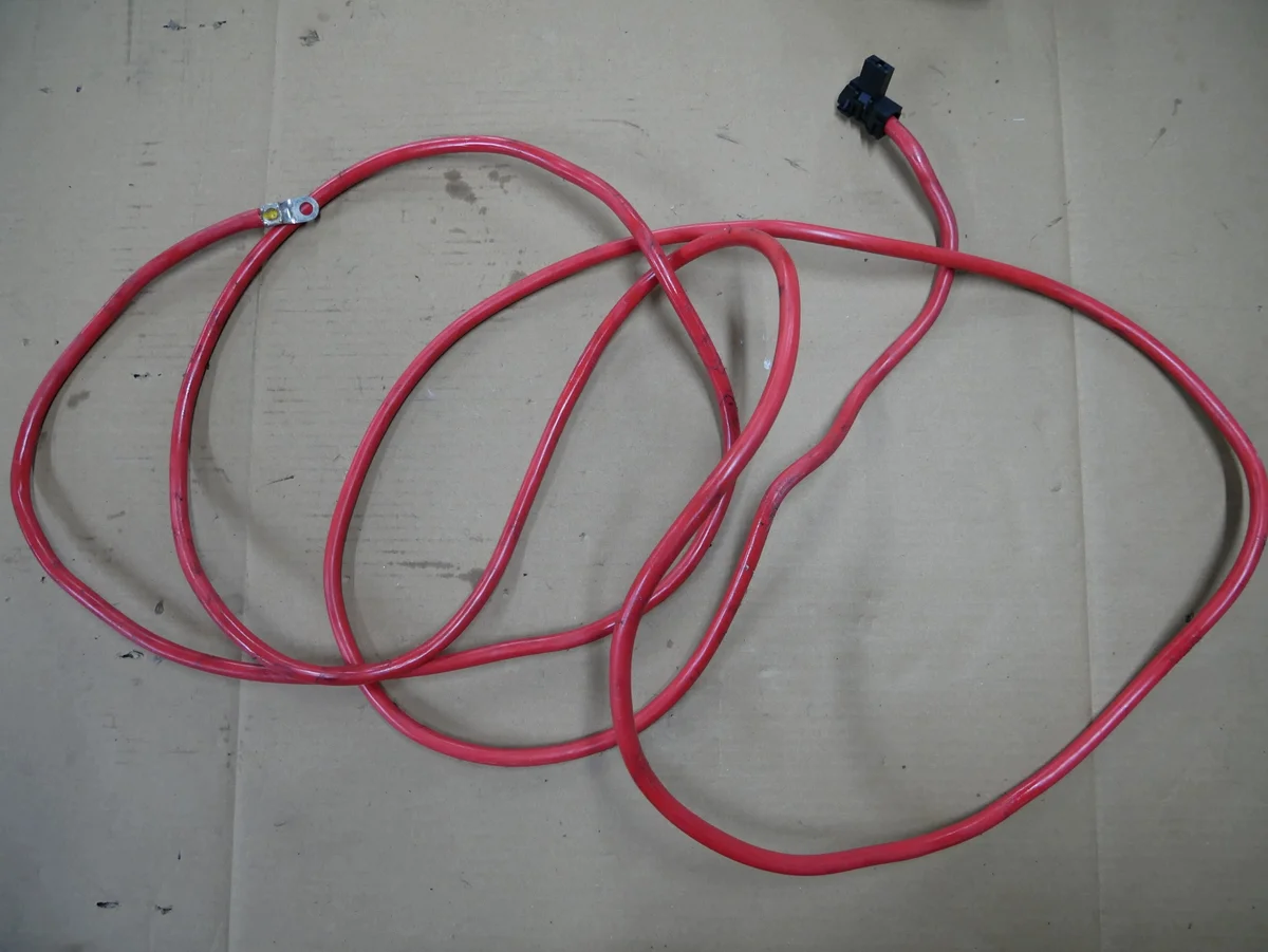Cable Positivo Batería BMW E81 E84 E87 E90 E91
