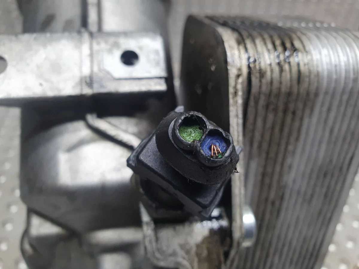 Kühler Ölfiltergehäuse BMW E46 E90 M47 image 5