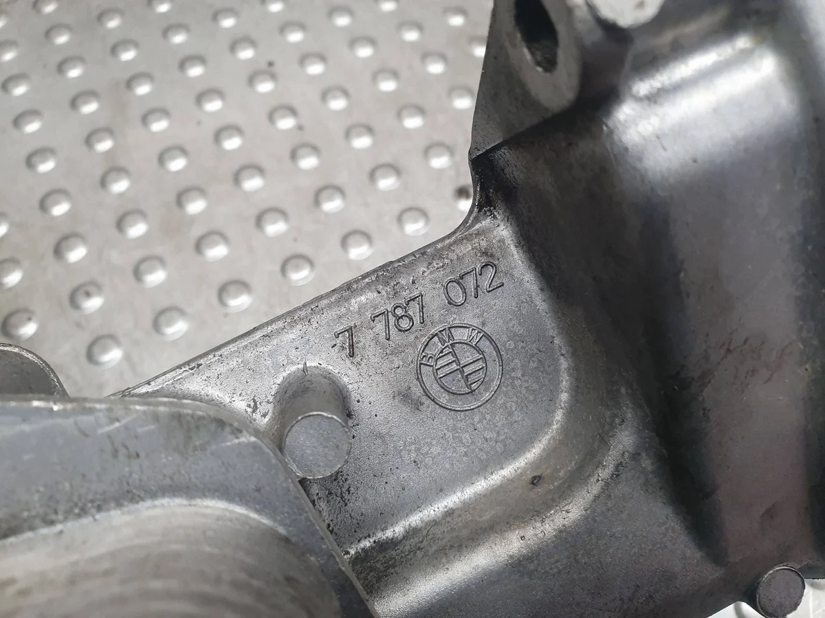 Kühler Ölfiltergehäuse BMW E46 E90 M47 image 7
