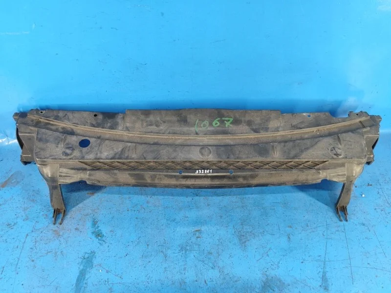 Volvo XC70 Cache-radiateur 30744085