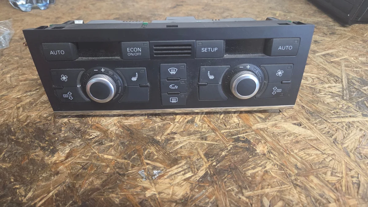 Ventilatiepaneel Audi A6 C6 4F1820043AG
