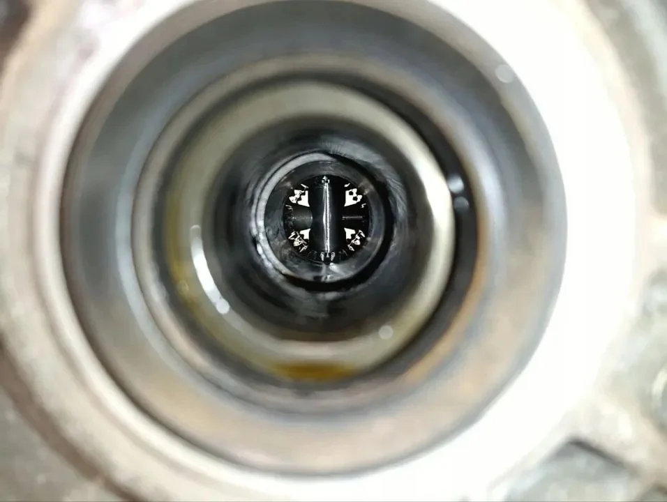 Jaguar F-TYPE Rear Reducer 405675 image 7