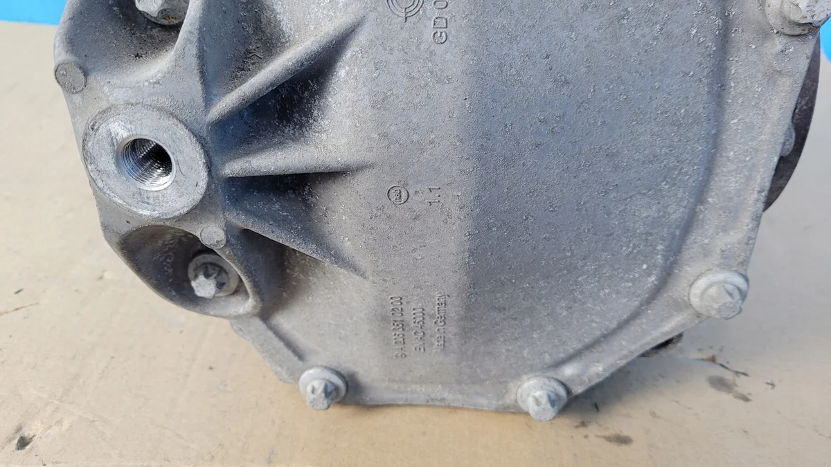Mercedes W206 C220 Hinterachsdifferential A2063508803 image 9