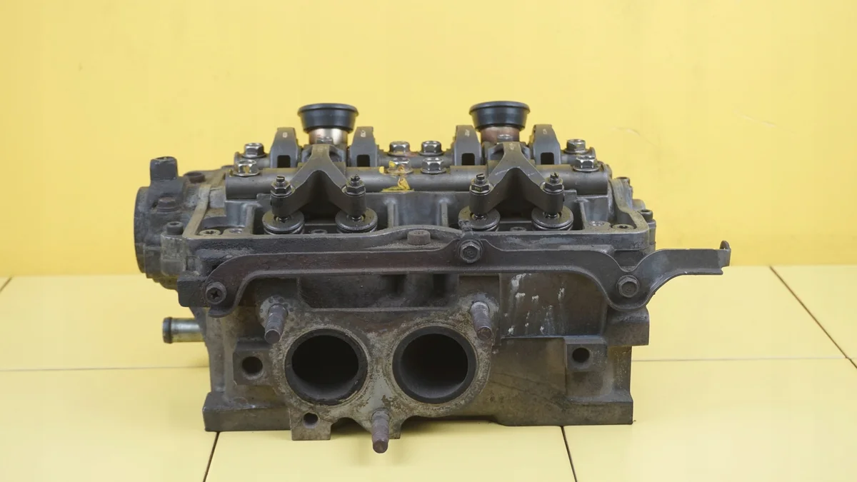 Subaru Outback Legacy 2.5 B sylinterinkansi image 3