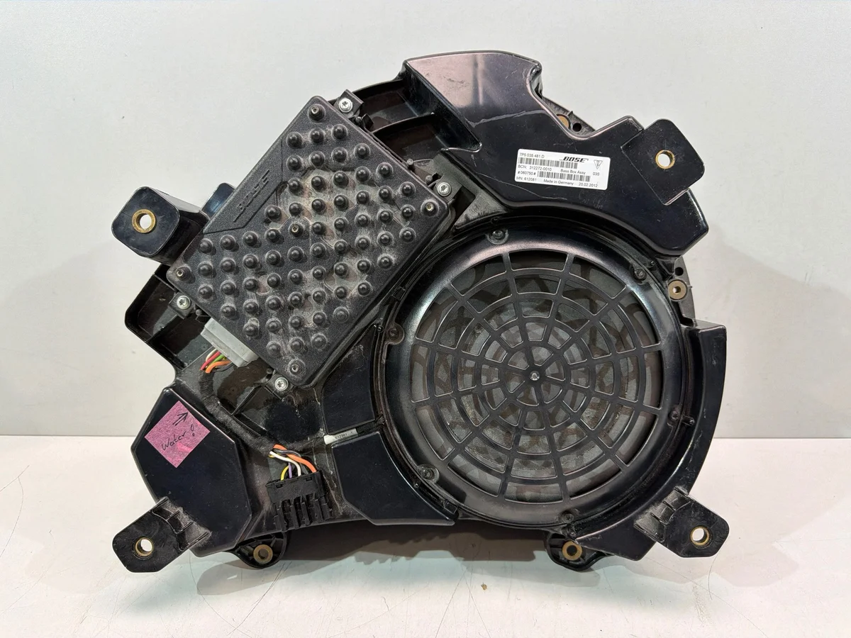 Porsche Cayenne 7P Subwoofer Bose 7P5035481 image 2