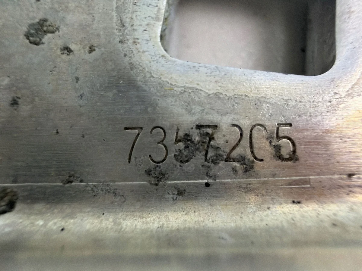 BMW 7 G11 G12 2015 Paneel radiator 7357205 image 4