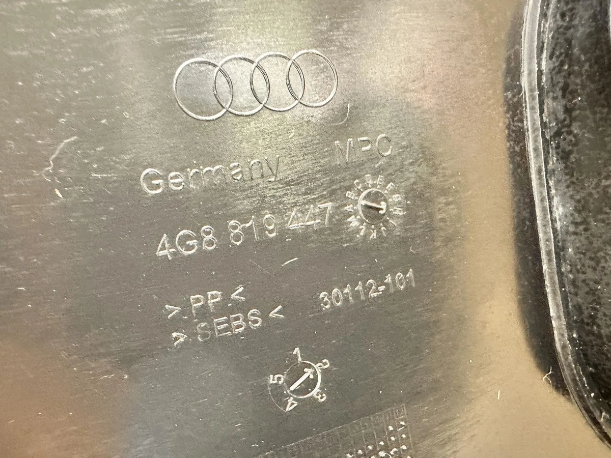 Audi A6 C7 FL 2016 Windschutzscheibenabdeckung image 9