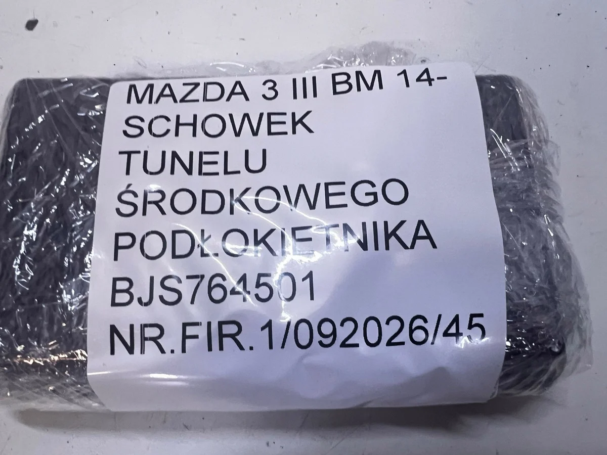 Mazda 3 III BM 17r Console Central Storage image 6