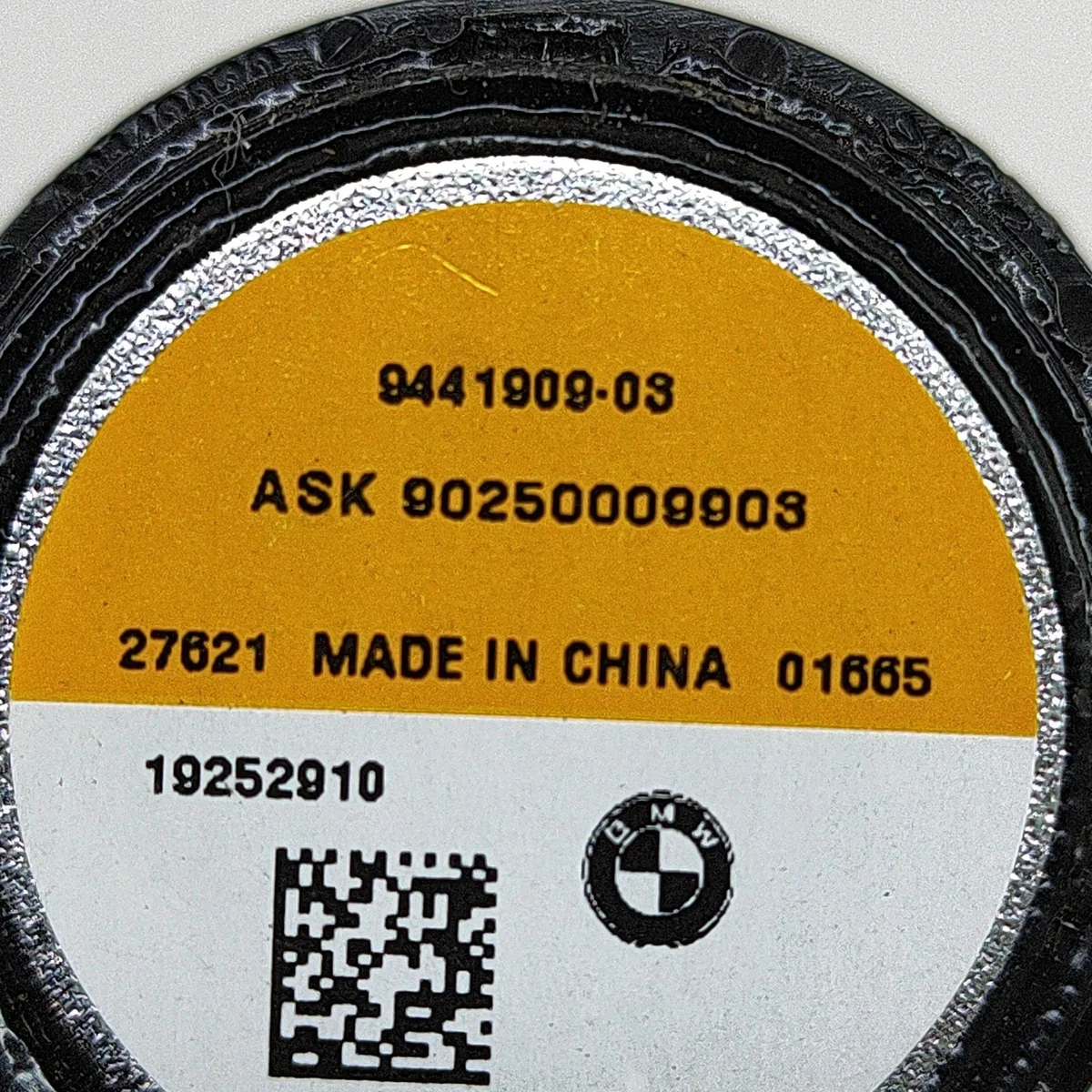 BMW iX 2022 Lautsprecher hinten OEM 9441909 image 6