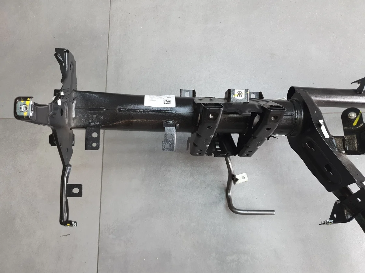 Audi A3 8Y Renfort Tableau Bord 8Y1857017
