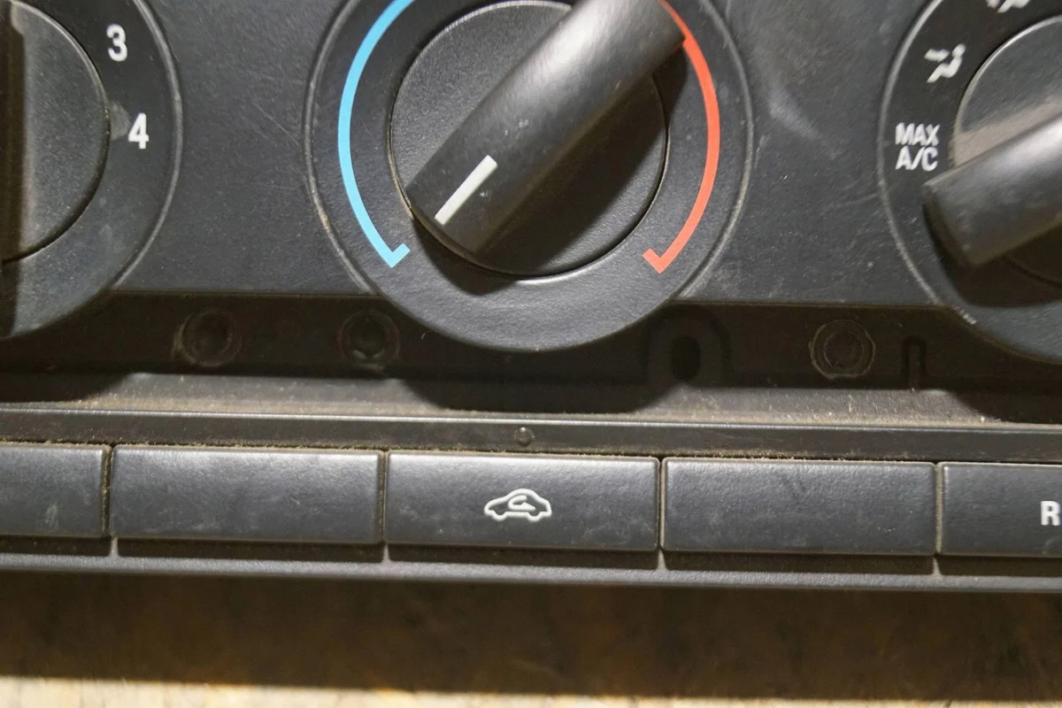 Klimaanlage Panel Ford Mustang V 3F2H-19808-AH image 6