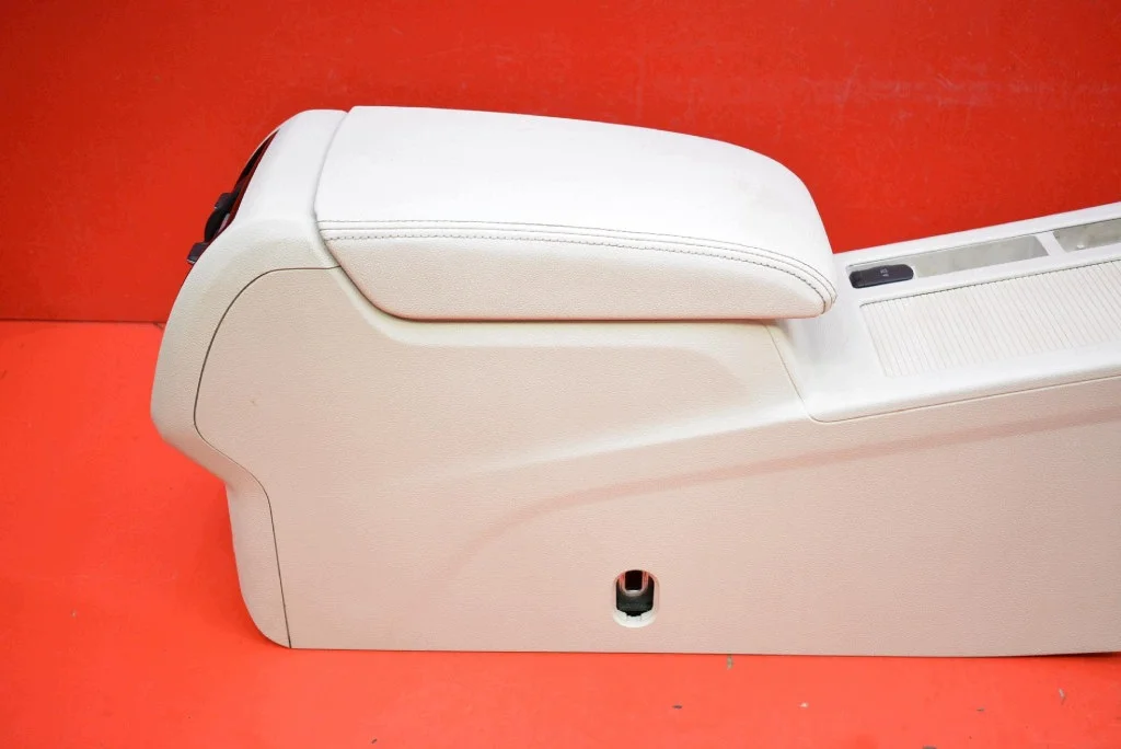 Middenconsole VW Passat B8 2014-2019 Gebruikt