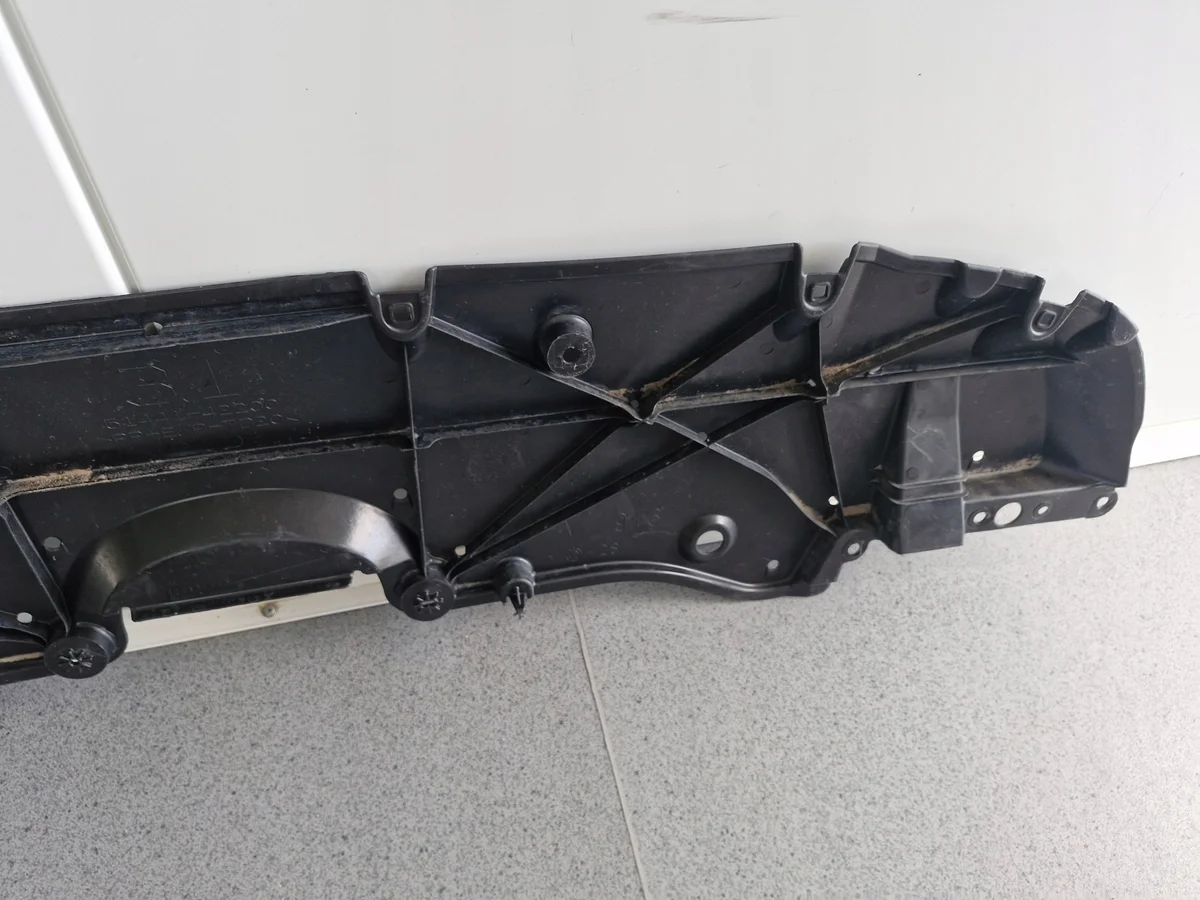 Protector parachoques Toyota RAV4 V 51441-42200 image 8