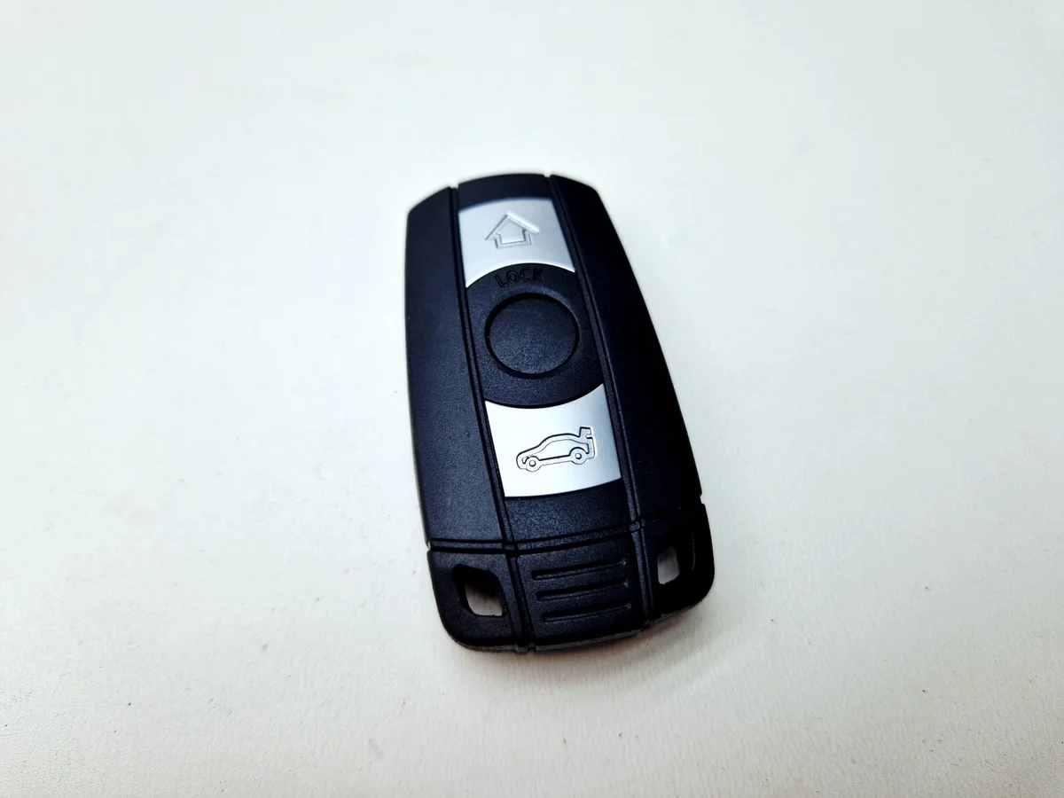 Clé télécommande BMW E60 E61 E63 E64 E90 E91 E92