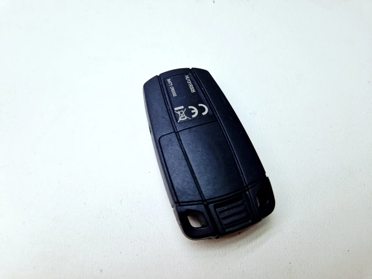Avainpilotti BMW E60 E61 E63 E64 E90 E91 E92 image 4