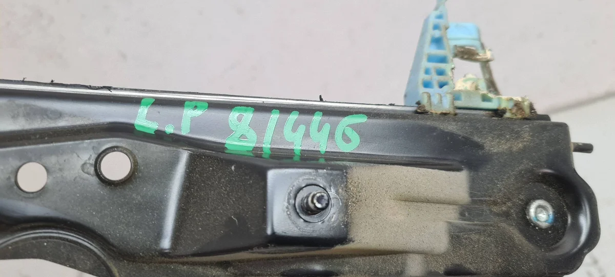 Fensterheber manuell links Fiat Doblo Coupe image 6
