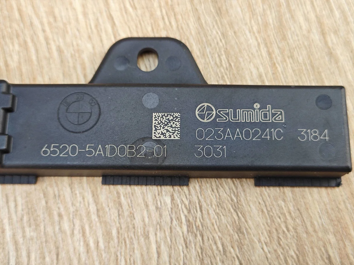 BMW X5 G05 LCI G06 G07 Komfortantenne image 3