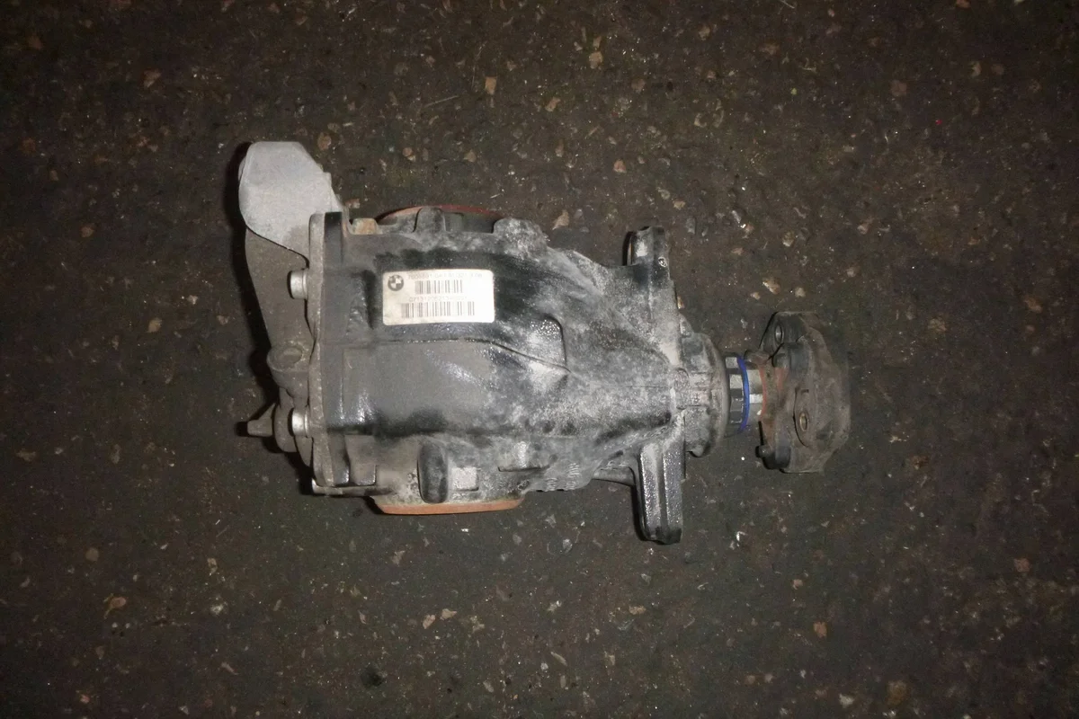 Différentiel arrière BMW 2 F22 F23 7605591