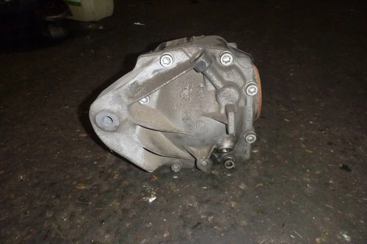 Differential BMW 2 F22 F23 7605591 image 3