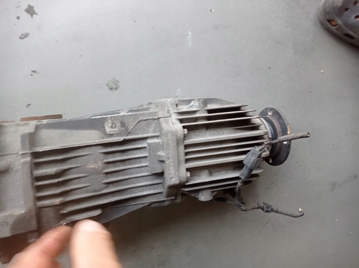 Mazda CX-7 2.2 MZR 4x4 Bakre Differential image 3