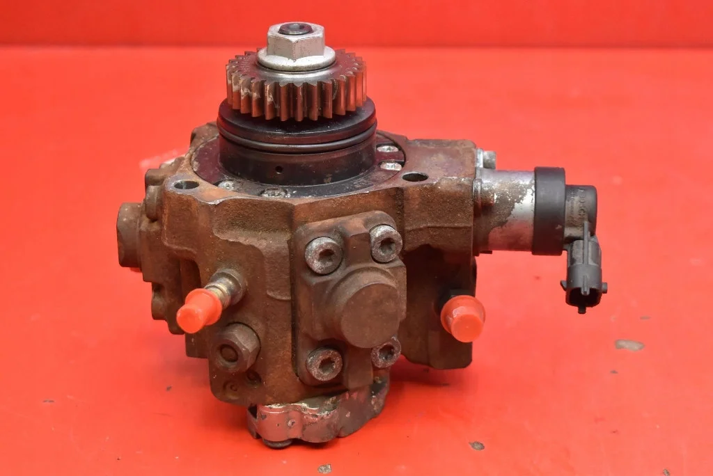 Injection Pump Renault Laguna 3 2.0 DCI Used