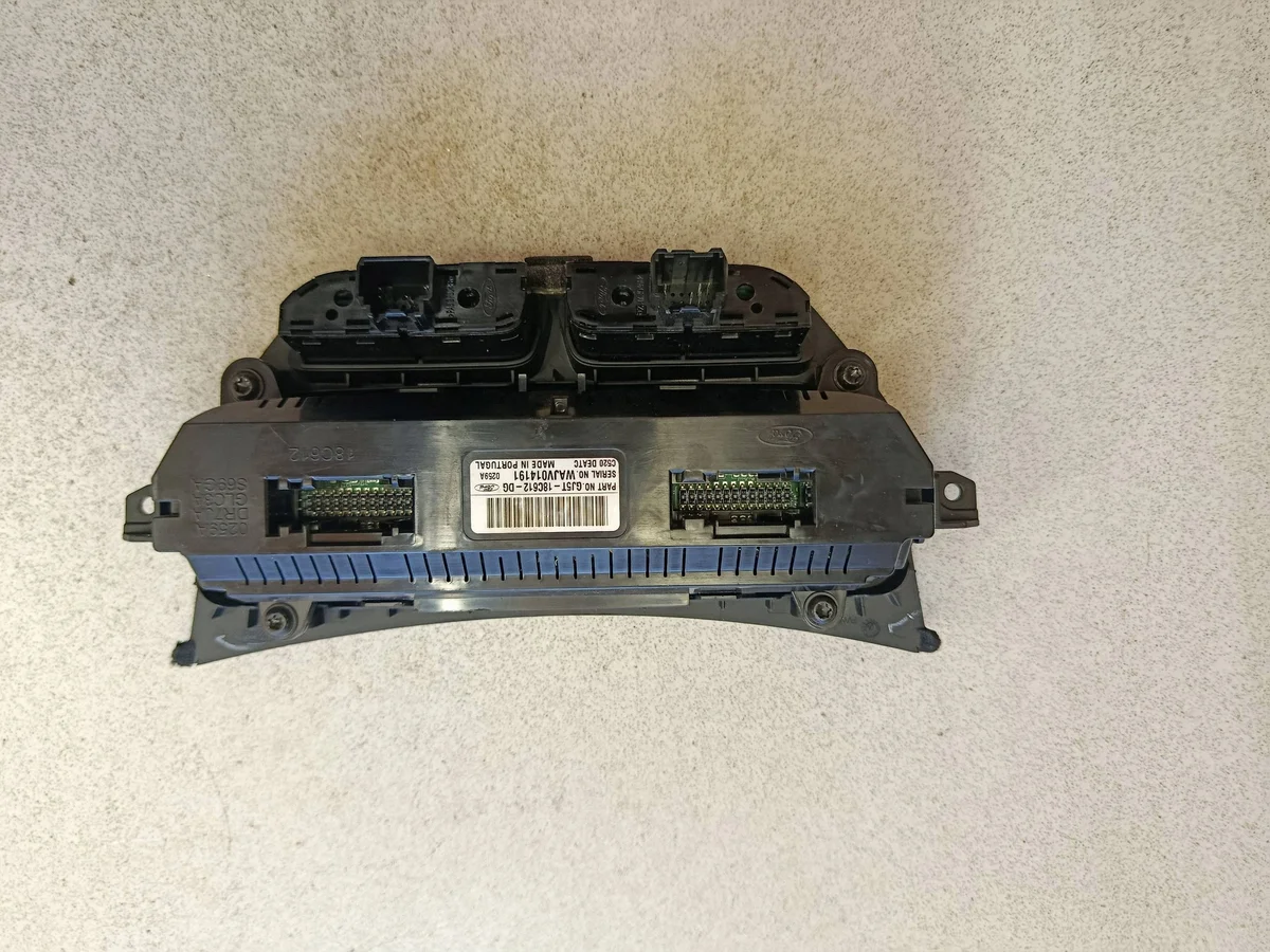Ford Kuga II Painel AC GJ5T-18C612-DG Usado image 3