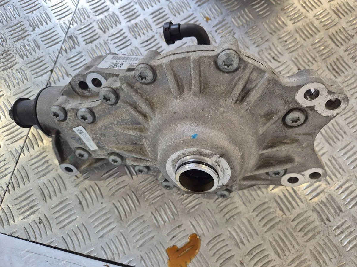 Differential vorne Jaguar F-Pace X761 2.0i 3.73 image 3