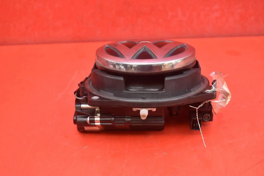 Klep handgreep met camera VW Passat B8 image 3