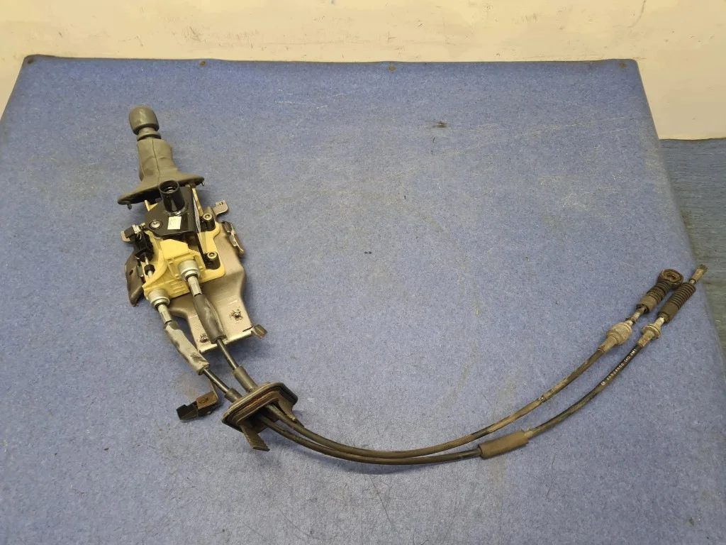Fiat Panda II Câbles de changement de vitesse image 10