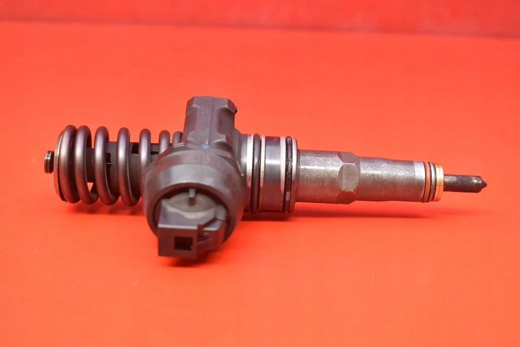 Einspritzdüse 038130073BA VW Passat B5 1.9 TDI image 5
