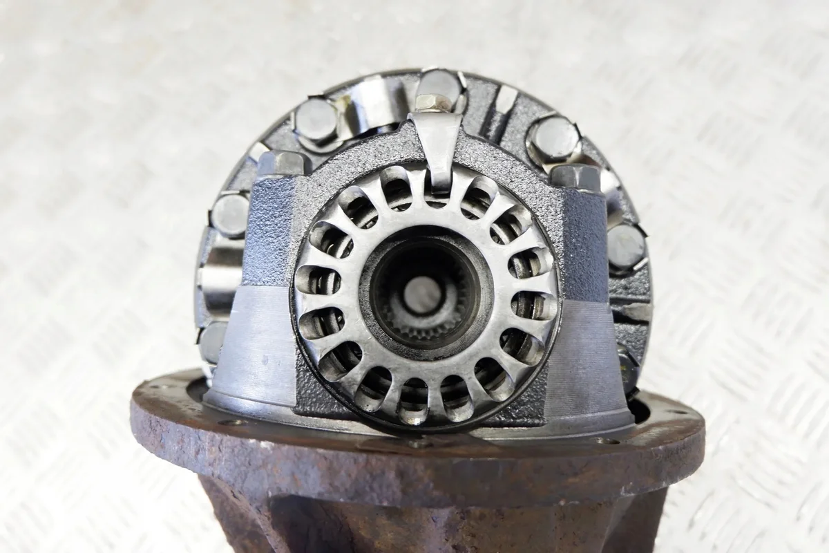Reductor achter TOYOTA LAND CRUISER 120 411103D570 image 8