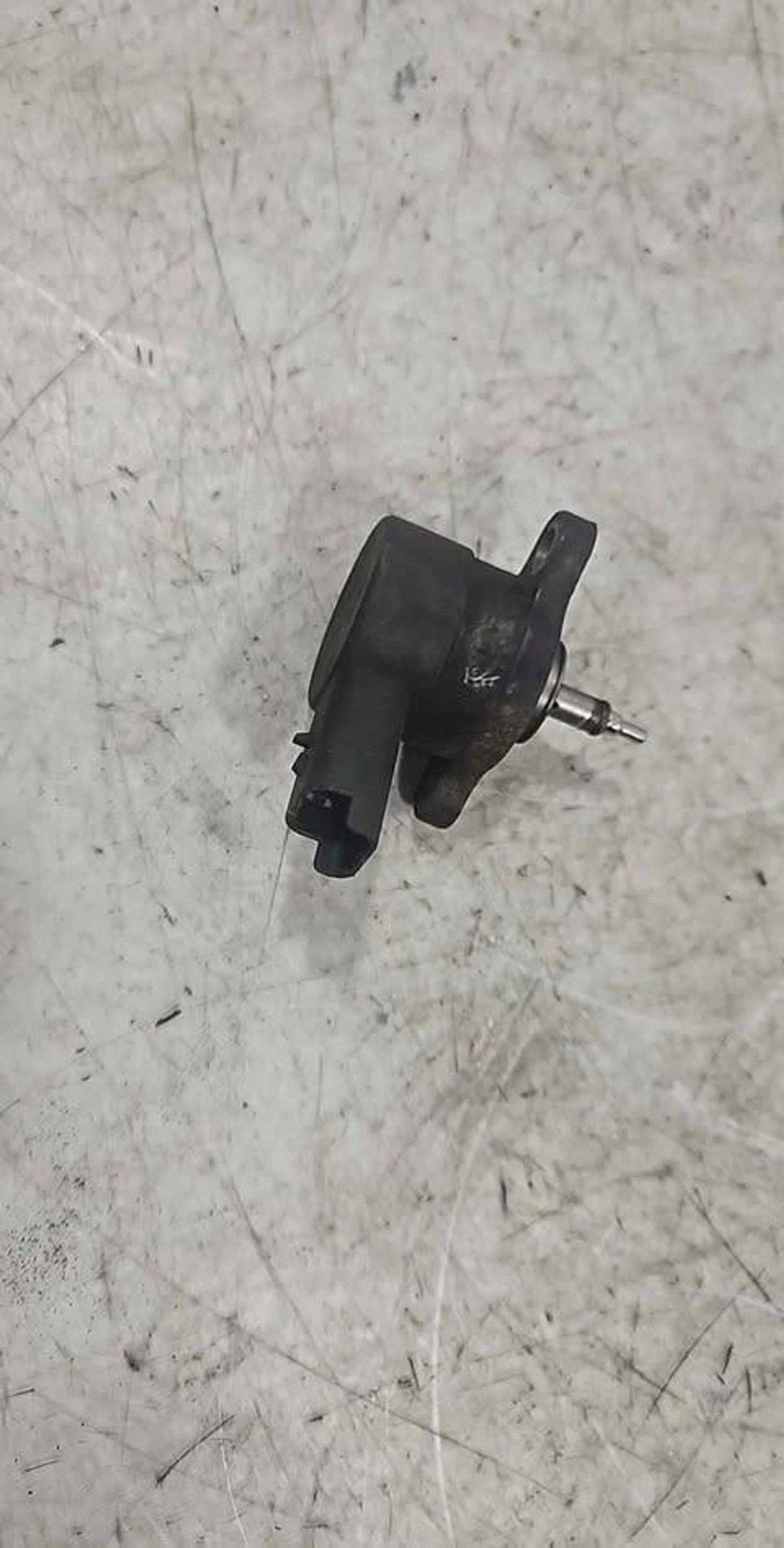 Polttoaineen paineensäädin Peugeot/Citroen 2.0 HDi