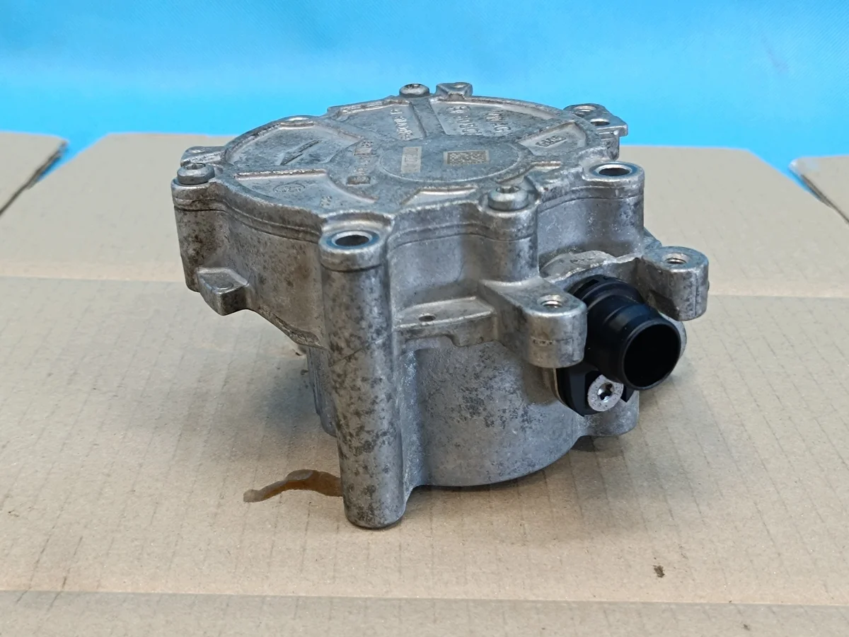 Bomba Vacío VW Tiguan 2.0 TFSI 06N145100G image 7