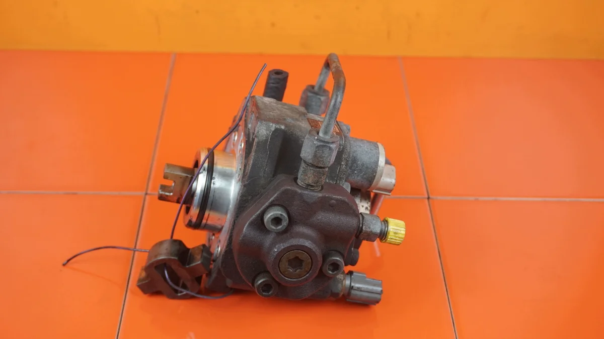 Pompe injection Toyota RAV4 Corolla 2.2 D4D