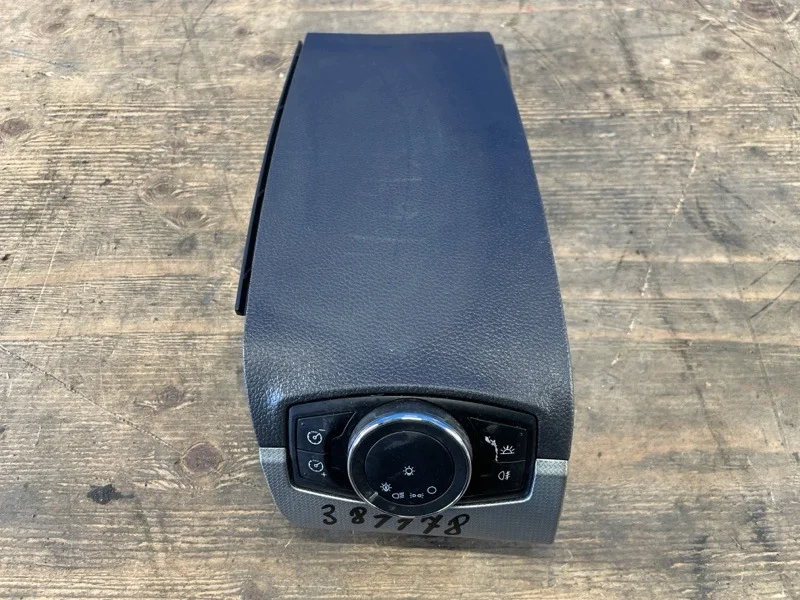 Modul wlaczania reflektorow BB5T-13D061-AG Ford