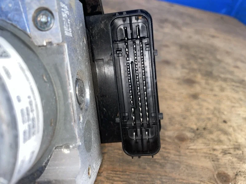 ABS-ohjain DG9Z-2C065-B Ford FUSION 14- 2.0 image 9