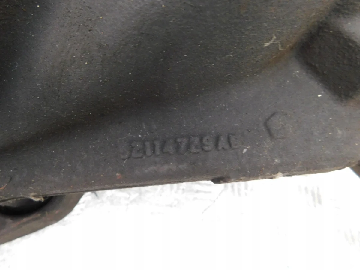 Dodge Nitro Achterasbalk met Reductor 52114729AB image 6