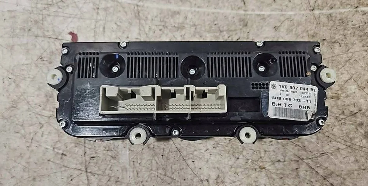 Pannello Clima VW Golf V 1K0907044BS Usato