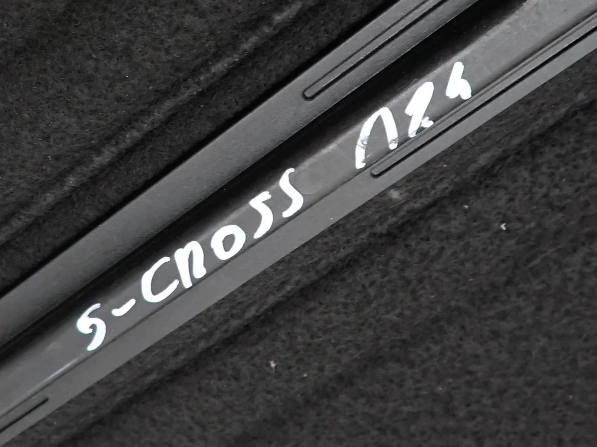 Ablage Rücksitz Suzuki SX4 S-CROSS 88910-61M01 image 4