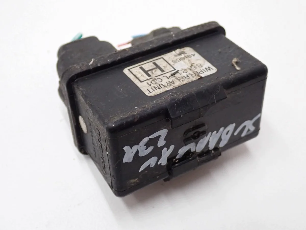 Módulo Limpiaparabrisas Subaru XV II 86121FL001 image 3
