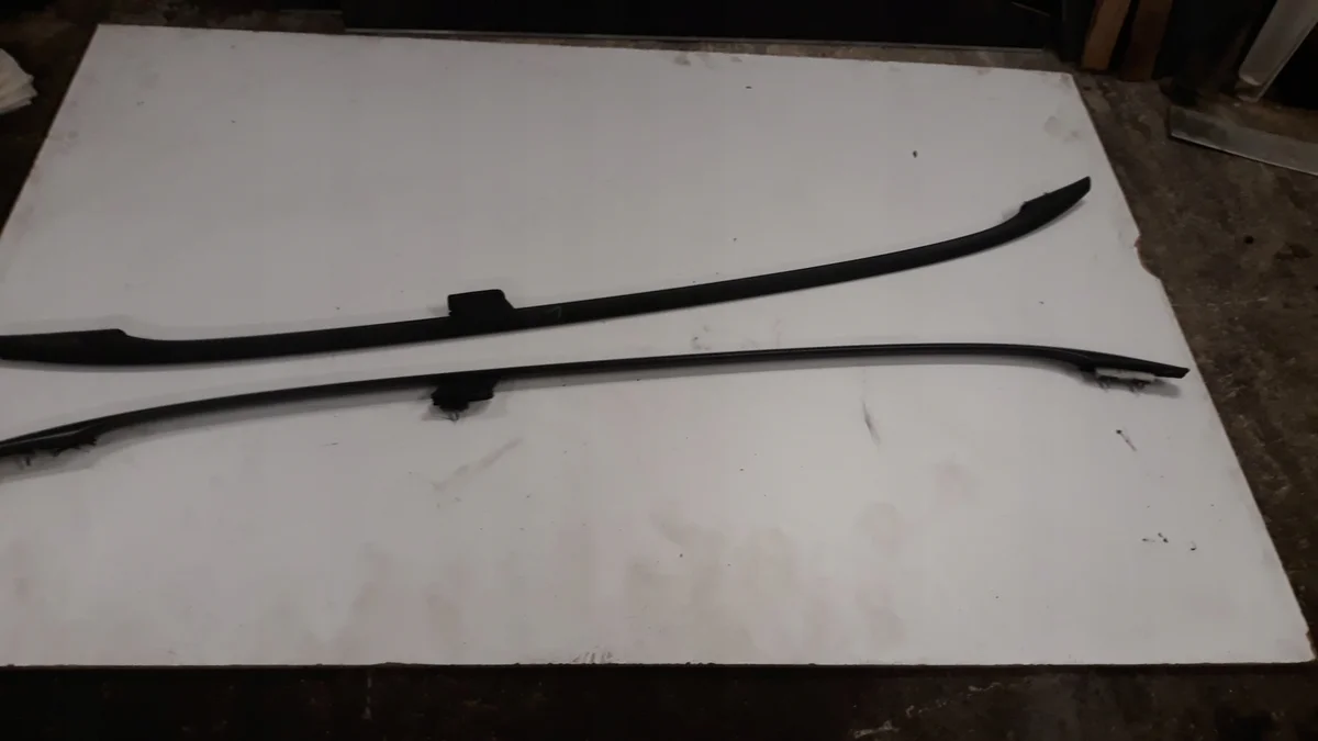 Relingues de toit MERCEDES W211 2003- (254662)