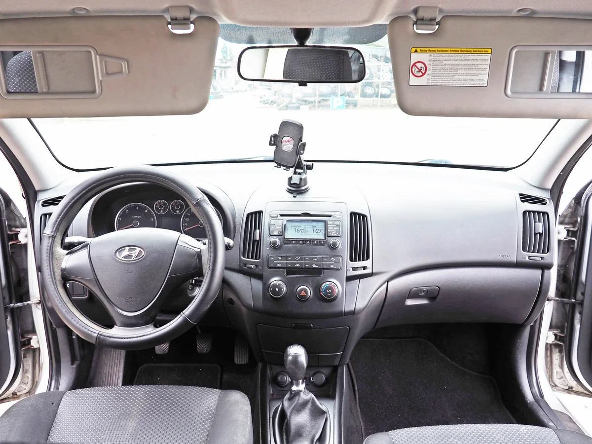 Hyundai i30 FD Griff Heckklappe Mikroschalter image 6
