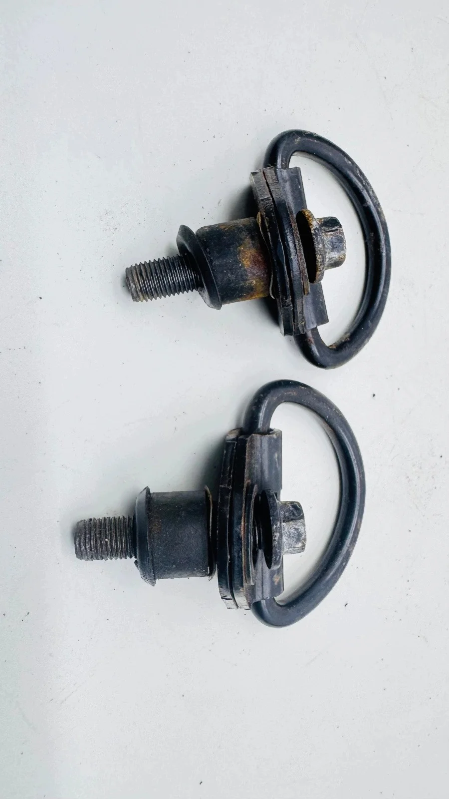Puntos de anclaje Ford Tourneo Custom 6181048_GRIB