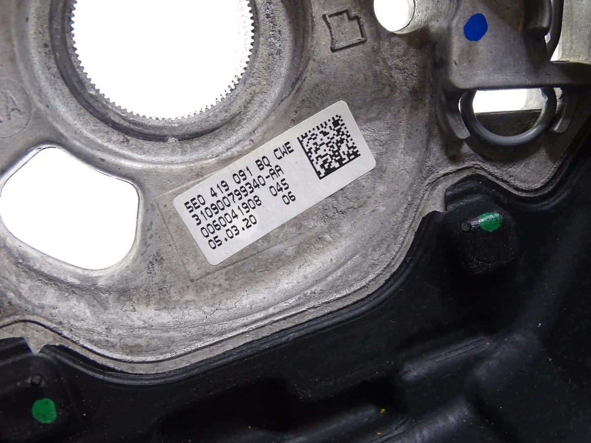 Lederlenkrad Multifunktion Skoda Octavia III 5E image 9