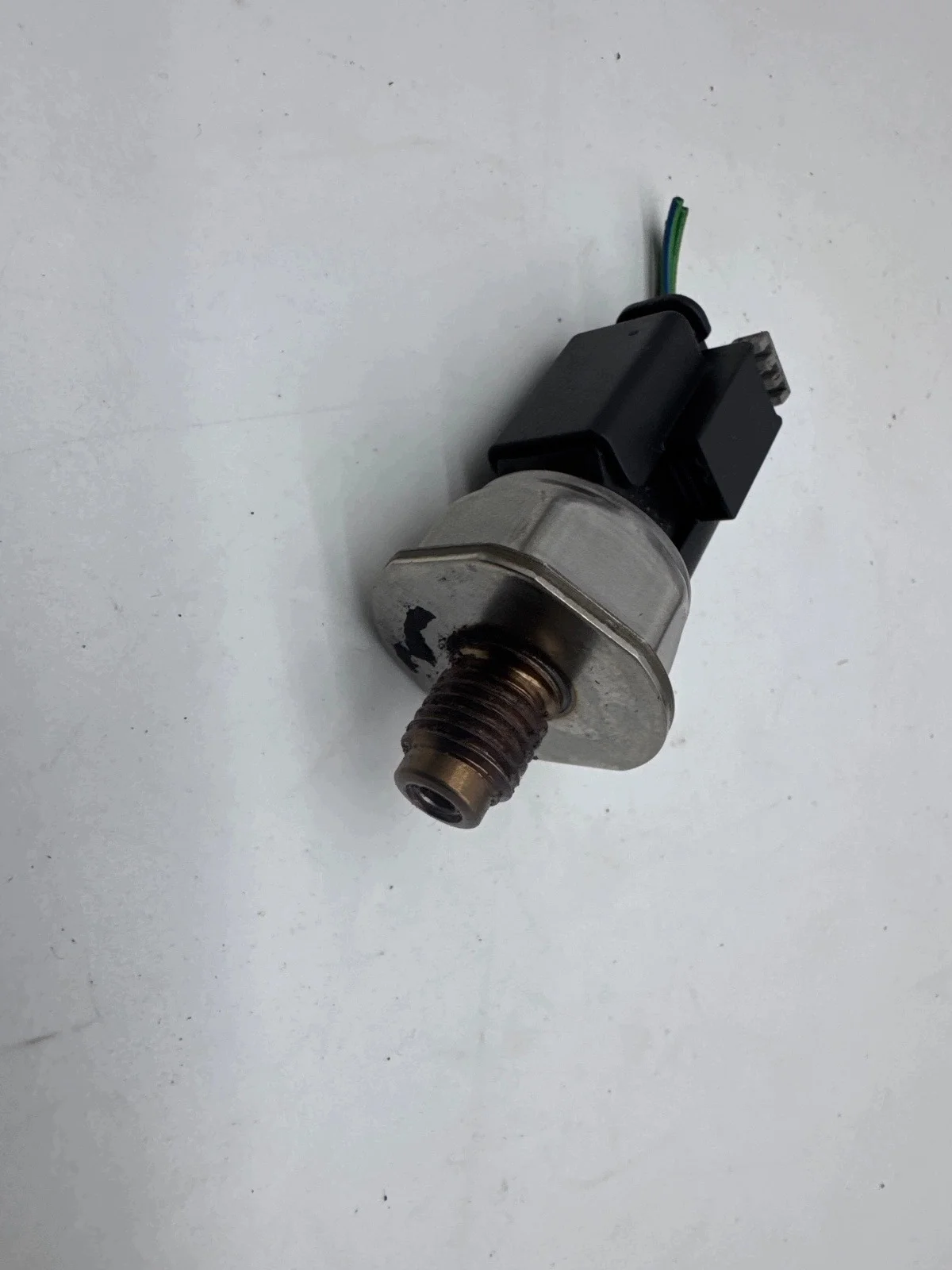 Capteur Pression Carburant Mercedes Sprinter W906