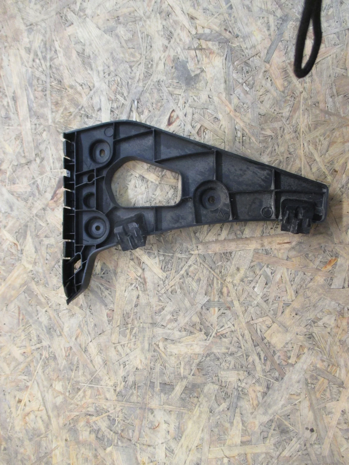 Audi A1 8X Supporto Paraurti Posteriore Sinistro