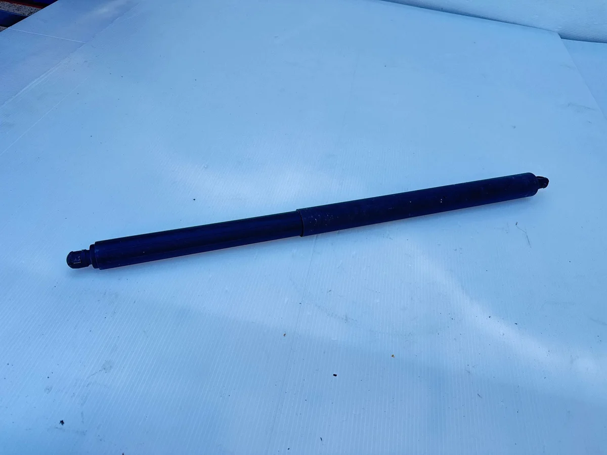 BYD ATTO 3 Heckklappen-Strebe links gebraucht