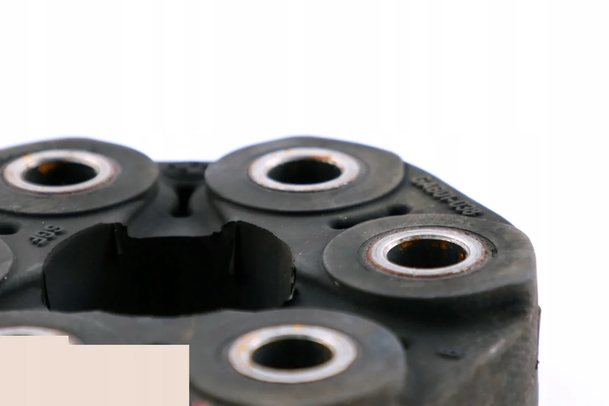 BMW F20 F21 F22 F30 Kardanwellen-Gelenk Gummi image 3