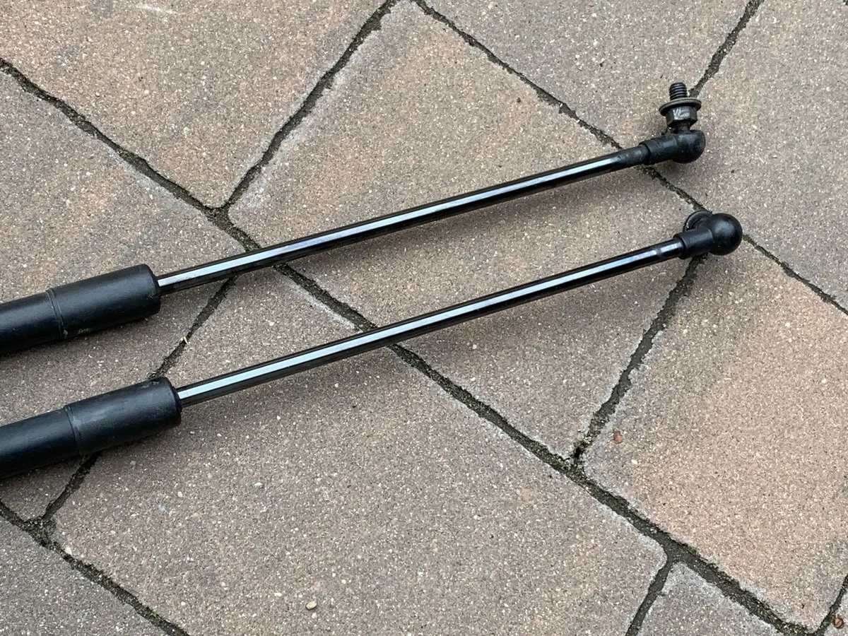 Subaru XV II 2019 Heckklappe Dämpfer Halterung image 4